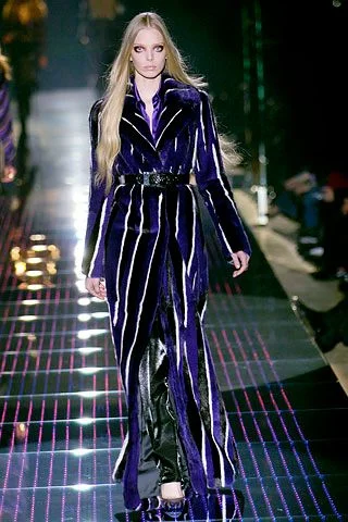 Look 28